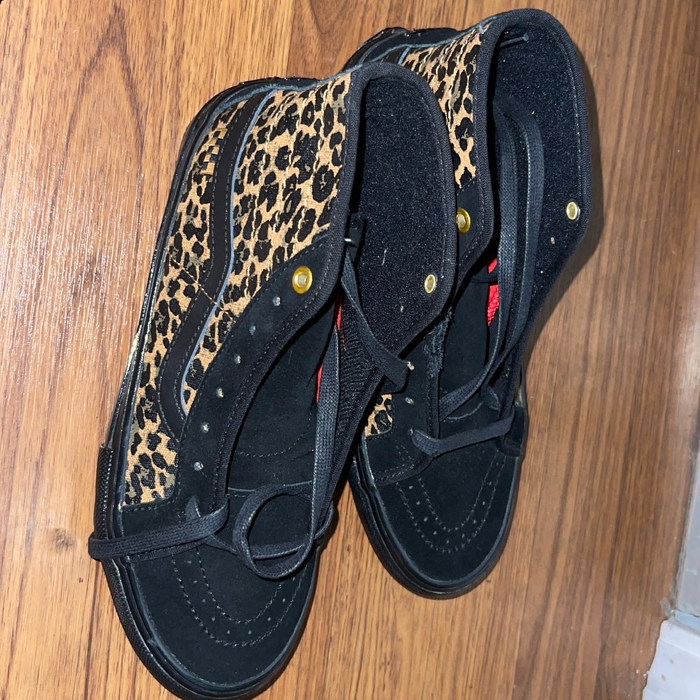 Vans Cher Strawberry Never Worn